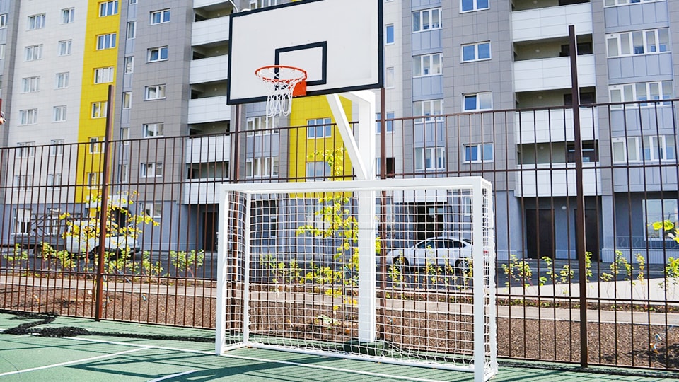 Монтаж элементов для спортивных площадок в Ульяновске
