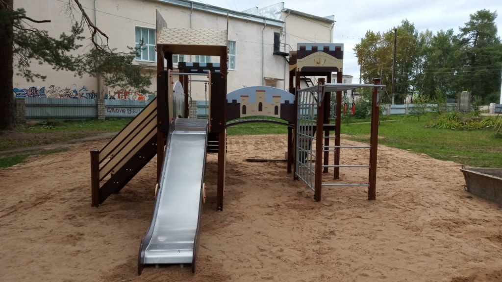 Доставка и установка металлических детских площадок в Ульяновске