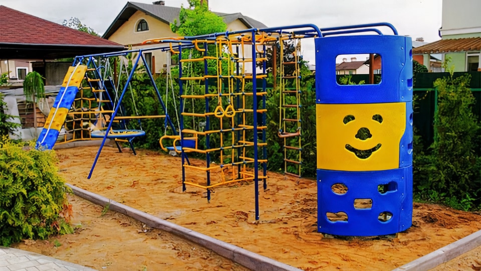 Проектирование и монтаж пластиковых детских площадок в Ульяновске
